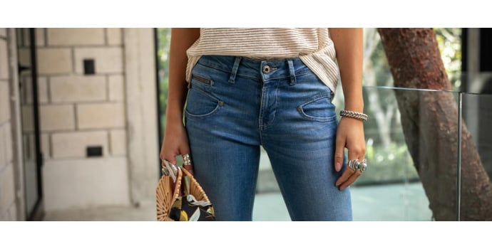 Le retour du jean taille basse !