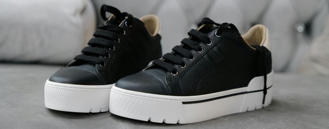 La mode des chaussures à plateformes : élévation de style et d&rsquo;attitude